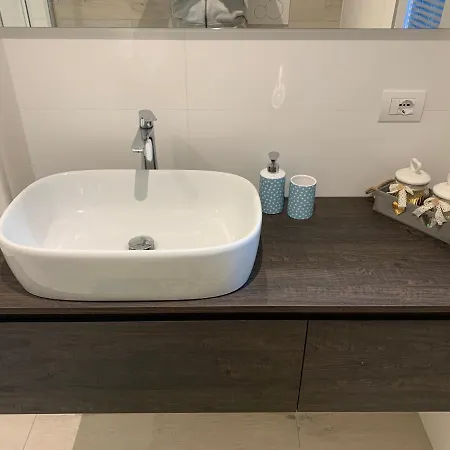 Nocleg ze śniadaniem 8 Di Cuori Rimini