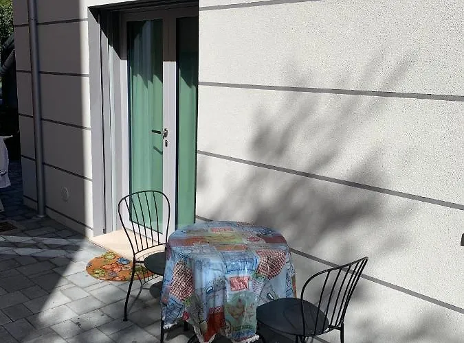 8 Di Cuori 3* ريميني