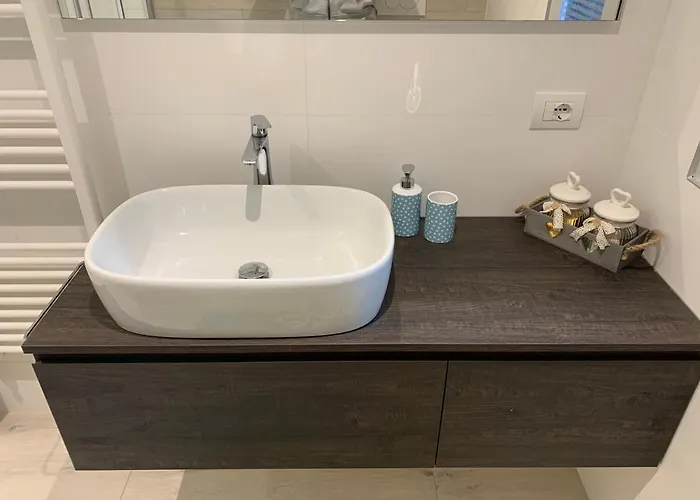 فندق مبيت وإفطار 8 Di Cuori ريميني